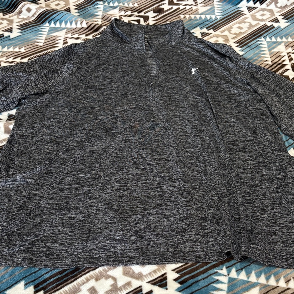 Under Armour Charcoal Heather 1/4 Zip Performance Pullover - Picture 2 of 3